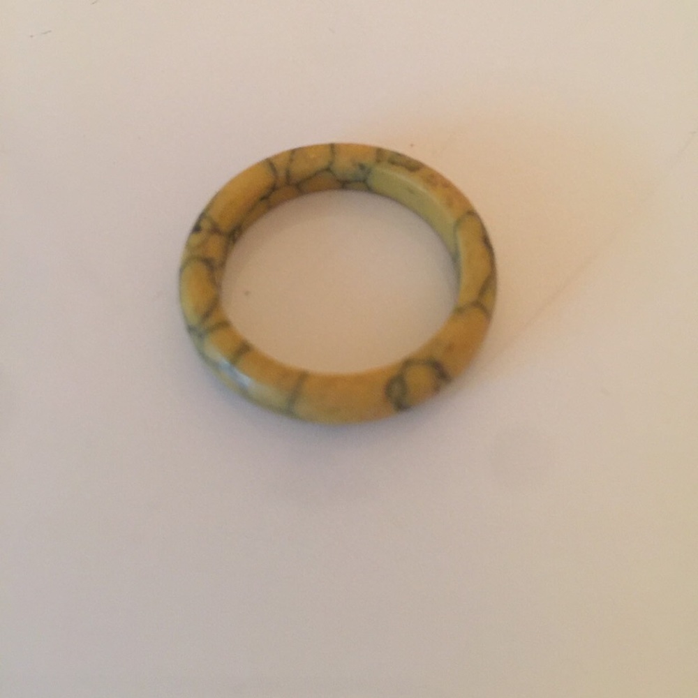Yellow ring (New) - Picture 2 of 3